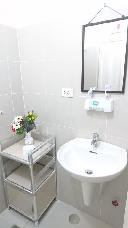 Salvador @ Mezza 2 Smdc Residences Манила Екстериор снимка