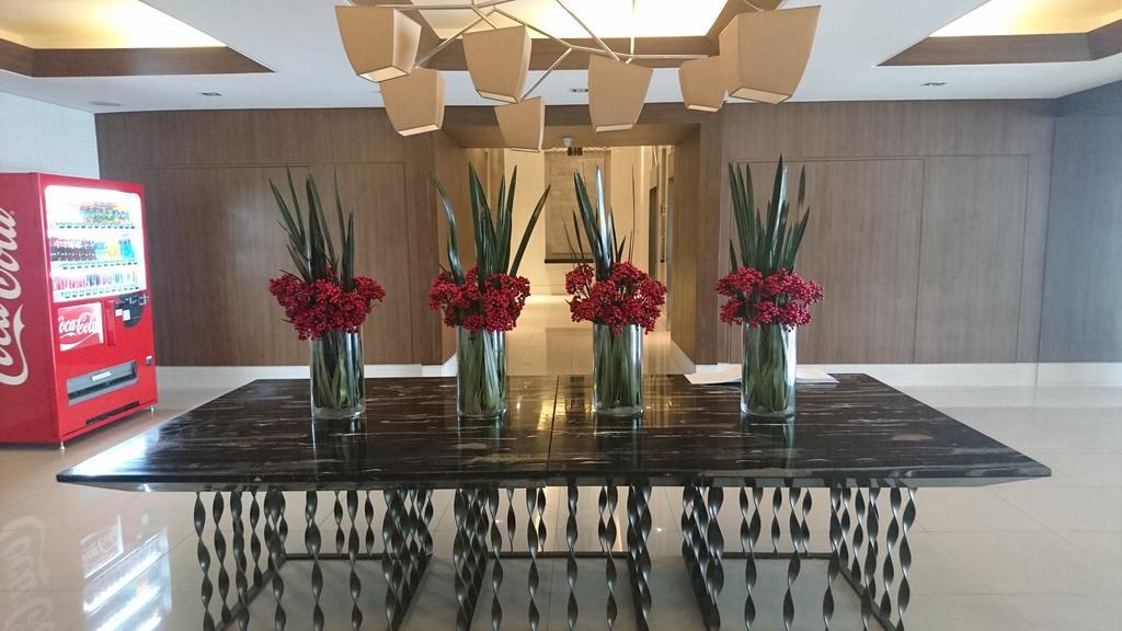 Salvador @ Mezza 2 Smdc Residences Манила Екстериор снимка